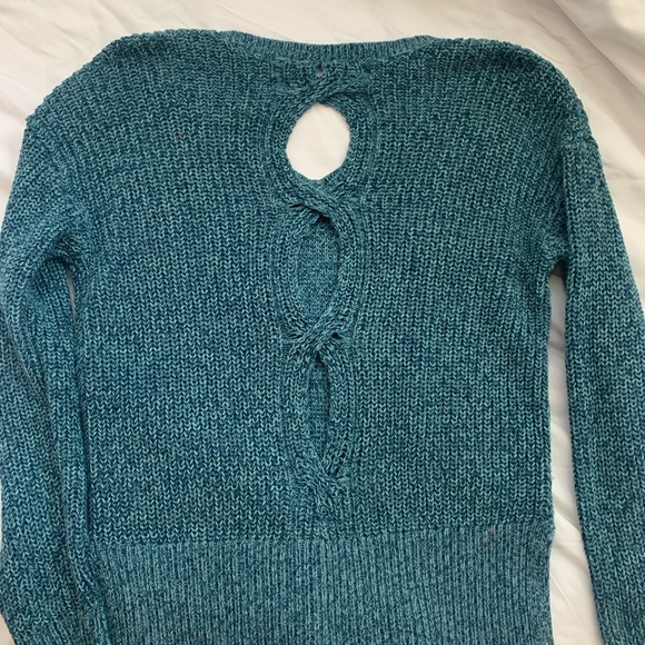 Blue knit sweater! - Picture 4 of 5
